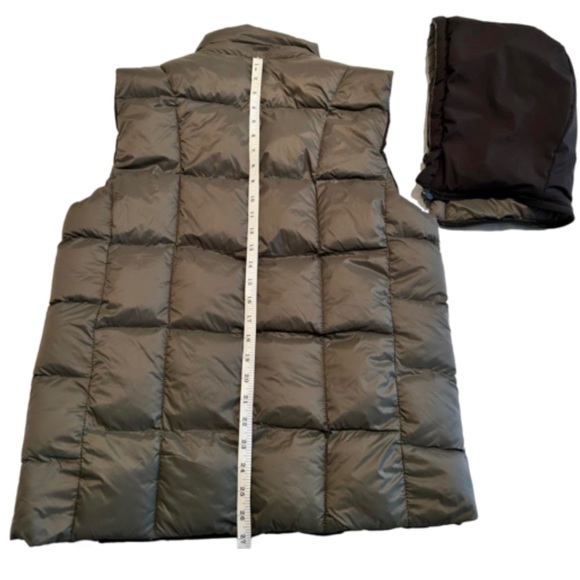 NWT Hunter Green/Black Reversible Hooded Puffed Vest - Picture 14 of 14